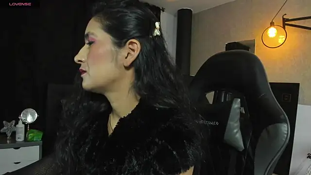 Vicky Angeel online show from 17, 7, 2026