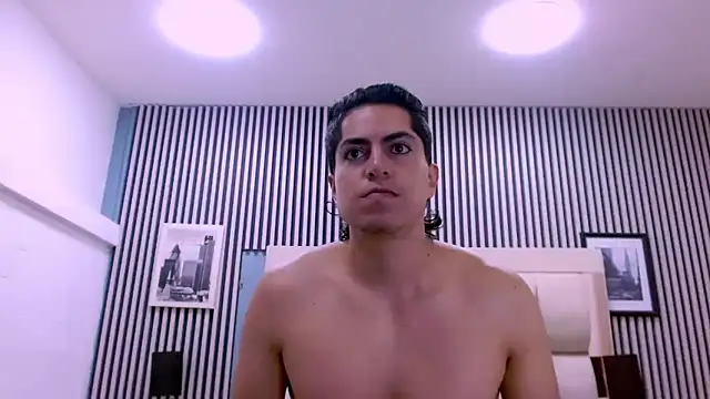 Alex Wolft online show from 6, 4, 2026