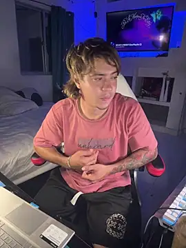 AngelLatinBoy online show from 11, 4, 2026