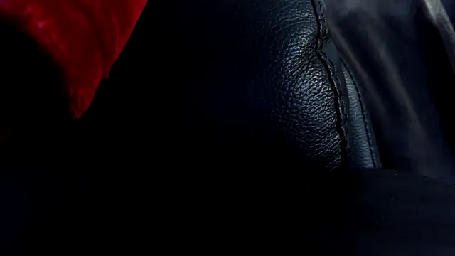 Snapshot of freaky_couple_ chatting on 17, 3, 2026 freaky couple online show from 17, 3, 2026