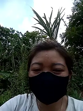 Bling-pusy online show from 9, 4, 2026