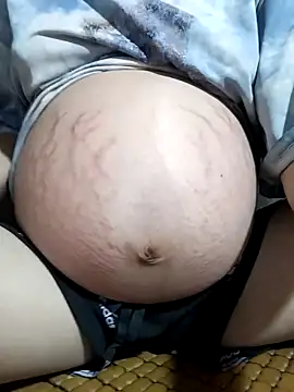 Snapshot of qczb1012 chatting on 9, 4, 2026 qczb1012 online show from 9, 4, 2026