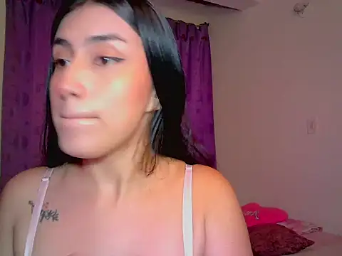 KattySquirtt online show from 24, 4, 2026