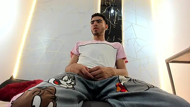 Valentin Lux online show from 13, 3, 2026