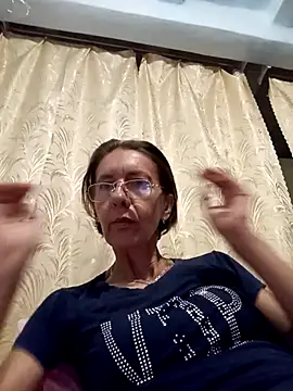 Tania9876 online show from 4, 8, 2026