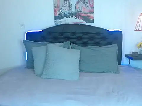 Mylu xx online show from 18, 4, 2026