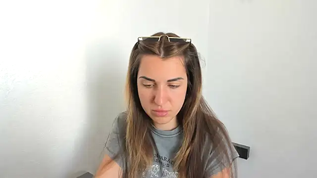 summmmersky1 online show from 19, 4, 2026