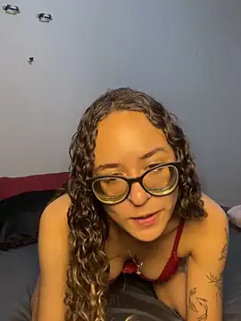 Snapshot of Anamyst chatting on 12, 6, 2026 Anamyst online show from 12, 6, 2026