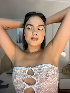 Bella-Ferrer online show from 18, 4, 2026