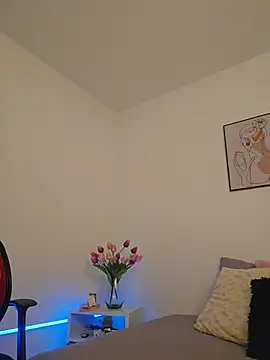 Victoria Evanss online show from 13, 4, 2026