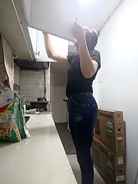 Alisson-Miller online show from 11, 4, 2026