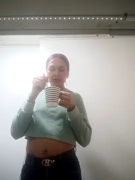 Alisson-Miller online show from 12, 4, 2026