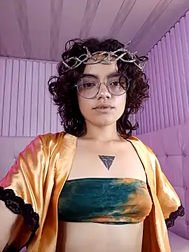 Kittylatina  online show from 2, 4, 2026