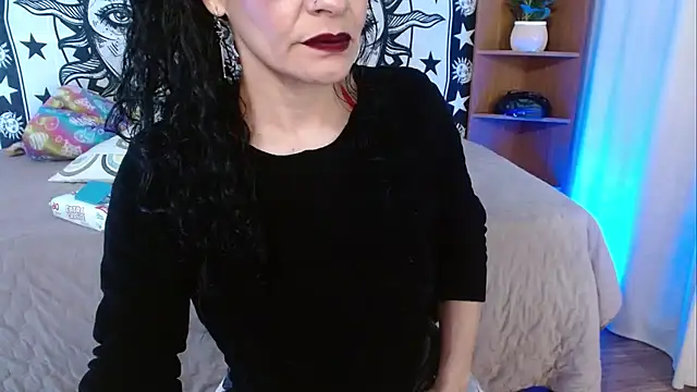  Alexandra Jones online show from 18, 7, 2026