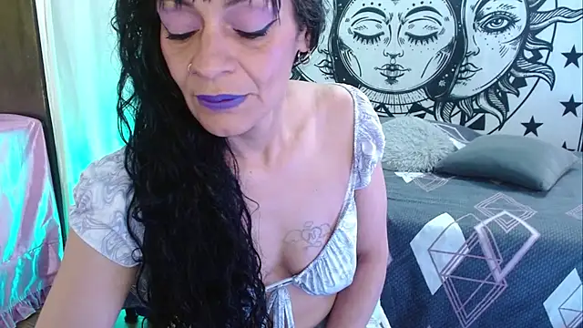  Alexandra Jones online show from 20, 7, 2026