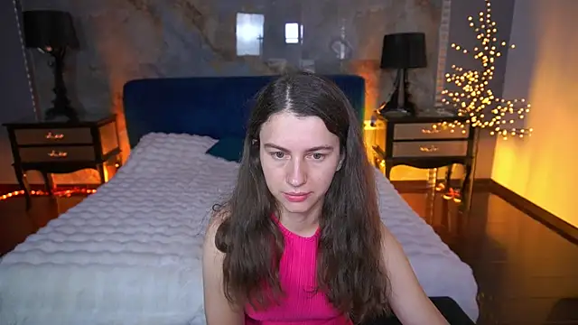 LittleJulii online show from 26, 6, 2026