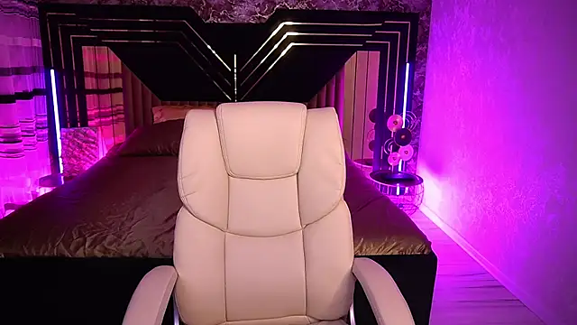 LittleJulii online show from 29, 7, 2026