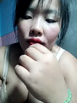 Snapshot of Irene-01 chatting on 27, 4, 2026 Irene-01 online show from 27, 4, 2026