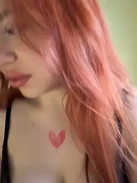 RedheadQueen  online show from 1, 5, 2026