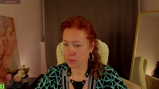 LeticiaRomano online show from 7, 4, 2026