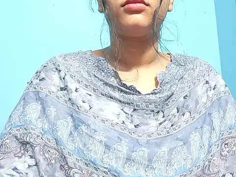 Emma 4433 online show from 11, 4, 2026