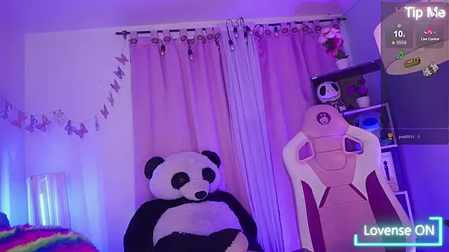 nahomy 2308 online show from 10, 4, 2026