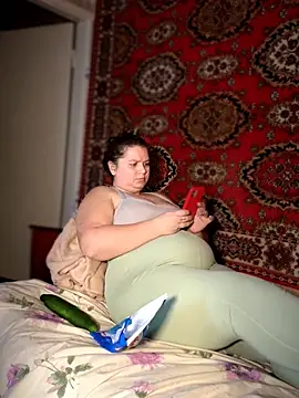 Snapshot of Nenssy555 chatting on 25, 5, 2026 Nenssy555 online show from 25, 5, 2026