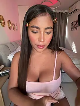 SaraValentina11 online show from 15, 4, 2026