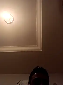 Snapshot of lucassos1 chatting on 16, 4, 2026 lucassos1 online show from 16, 4, 2026