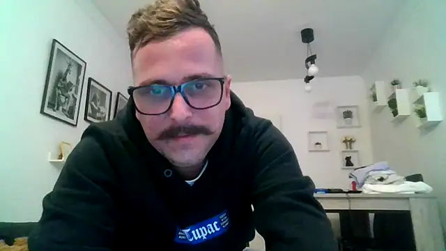 yanick931 online show from 14, 4, 2026