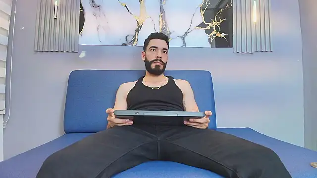 JEAN LEWIS2 online show from 11, 3, 2026