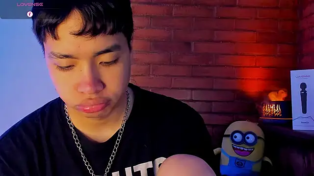 Lee Colee online show from 15, 4, 2026