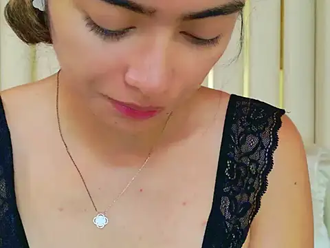 AnnieDesire online show from 28, 4, 2026