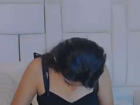 AnnieDesire online show from 4, 6, 2026