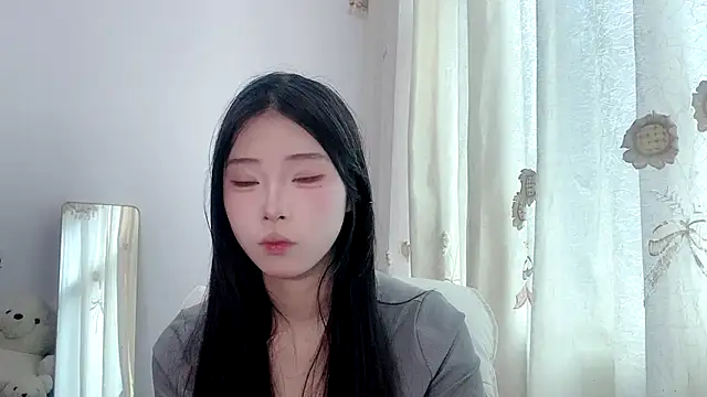 Snapshot of yiyibaby2026 chatting on 12, 4, 2026 yiyibaby2026 online show from 12, 4, 2026