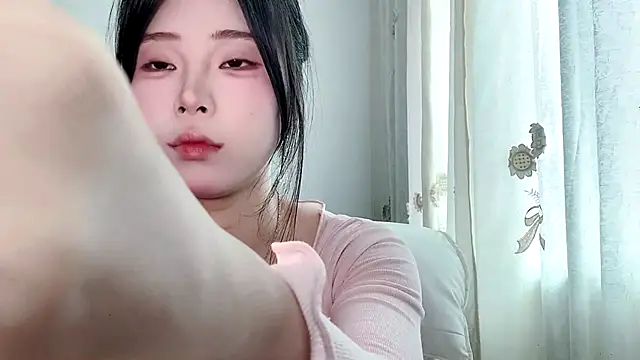 Snapshot of yiyibaby2026 chatting on 17, 4, 2026 yiyibaby2026 online show from 17, 4, 2026