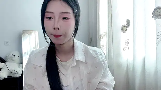 Snapshot of yiyibaby2026 chatting on 18, 4, 2026 yiyibaby2026 online show from 18, 4, 2026