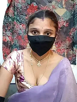 Snapshot of Telugucouple1431 chatting on 4, 7, 2026 Telugucouple1431 online show from 4, 7, 2026