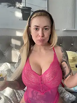 SelinaGalinsky6 online show from 26, 3, 2026