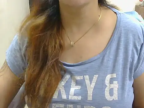 spicy Zara online show from 23, 6, 2026