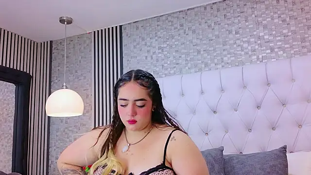 VioletMonroee online show from 12, 3, 2026