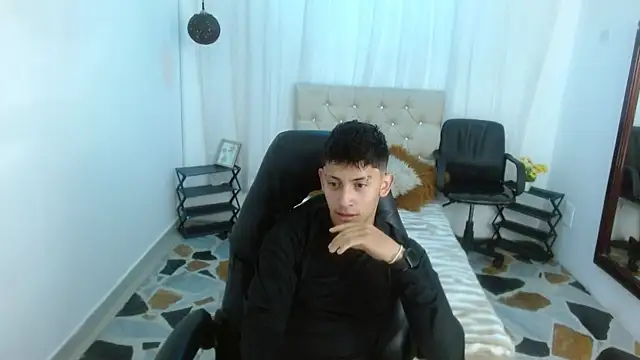 Kei 23 online show from 15, 4, 2026