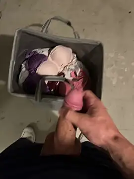 Cumvirgin6999 online show from 29, 7, 2026
