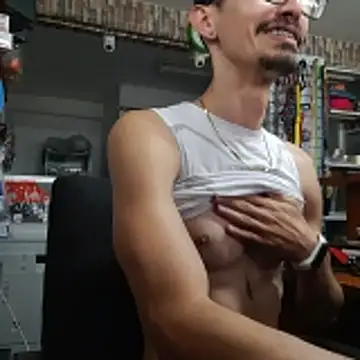 jhosuamoore online show from 18, 4, 2026