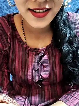 Hot lady234 online show from 2, 4, 2026