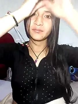 KarolaMendez online show from 13, 7, 2026