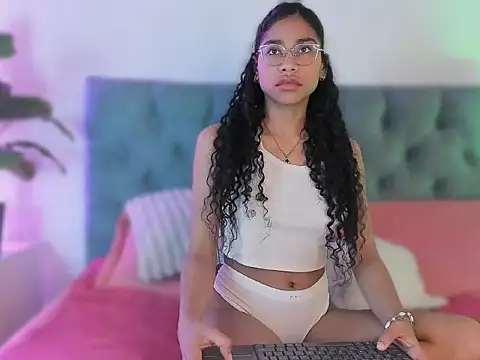 Snapshot of emaffox chatting on 21, 3, 2026 emaffox online show from 21, 3, 2026