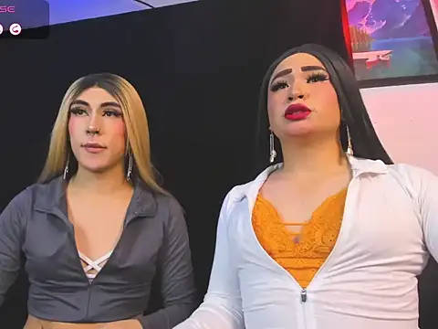 Snapshot of naughty_trans_dolls chatting on 19, 5, 2026 naughty trans dolls online show from 19, 5, 2026