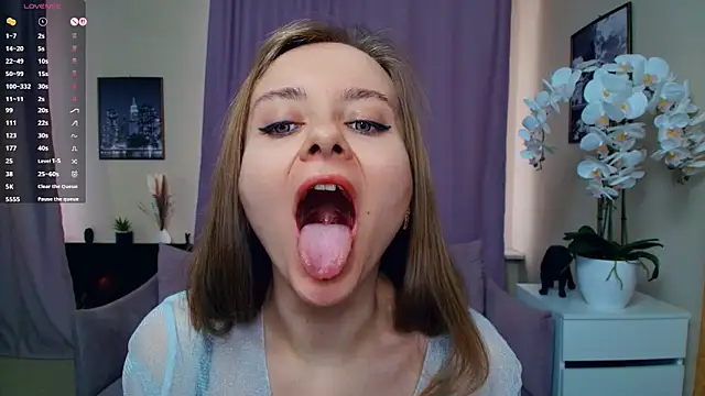 Ange1aDreamy online show from 12, 4, 2026