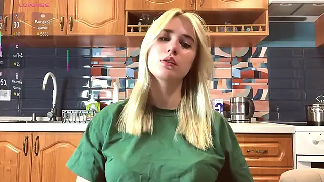 ivygenesis online show from 24, 3, 2026